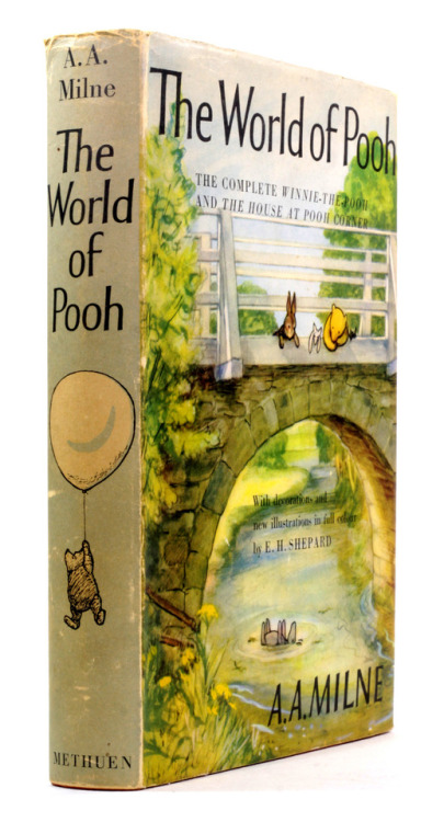 The World of Poohcontaining Winnie-The-Pooh and the House at Pooh Corner A A MilneIllustrated by E H