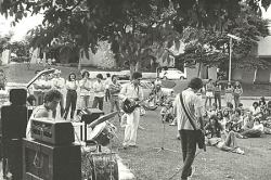 lucasmath:  Aborto Elétrico na 208 Sul, Brasília, 1980.