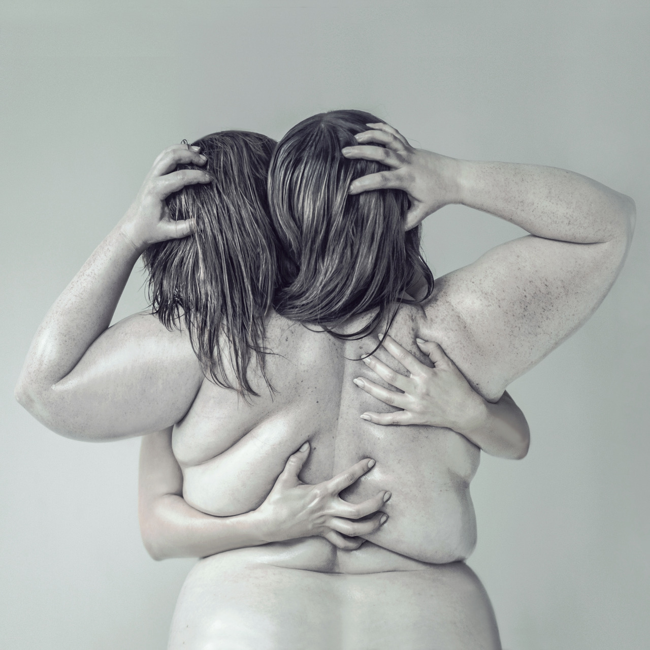 evelynbencicova:  CLOSE photo and art-direction: Evelyn Bencicova make-up and production: