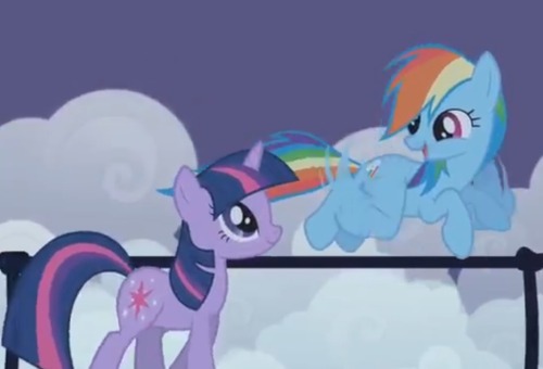 S1 Ep2 Is Just Twilight Falling In Love With The Ponies She Knows For Like 10 Minutes