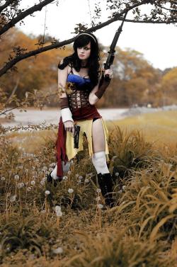 foodandcosplay:  cosplay-paradise:  Badass