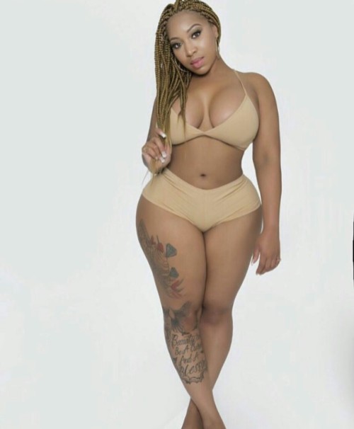 fletchertrowan:  jazziedad:  ThickNess Personified 🎀🎀🎀   Keyara Stone, IG   iamkeyarastone  