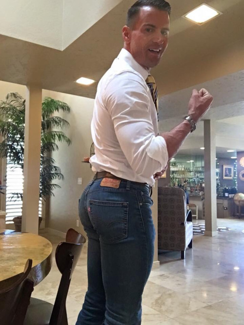 EXPOSEDTEASE