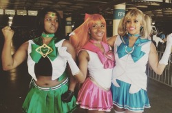 cluelessxbelle: Sometimes, you’ve just got to embrace your Magical Girl side.    Characters: Powerpuff Sailors based on art by @sakimichanofficial Blossom: @cluelessxbelle Bubbles: @gnbcosplay Buttercup: Brittney Valhalla  Wigs: @ardawigs 