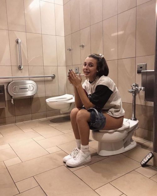 Emma Chamberlain 