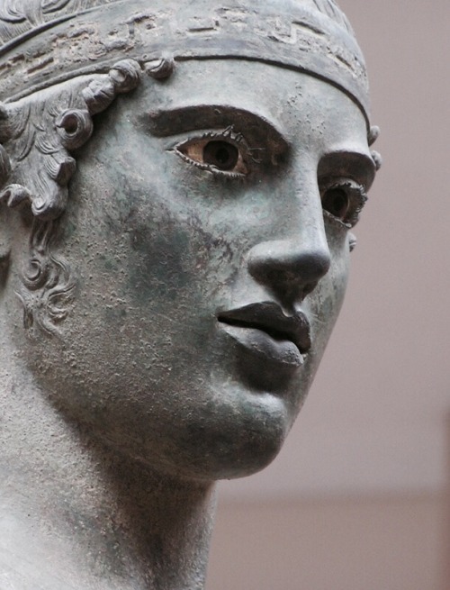 gods-of-europe: - Aurige de Delphes, bronze (-470) Musée archéologique de Delphes