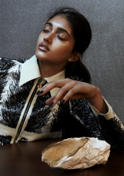 diaryofabookgirl:  &ldquo;To celebrate Nicolas Ghesquière’s first collection for Louis Vuitton womenswear, Hunger’s fashion director Kim Howells teams up with photographer Katja Mayer for Slate with Hunger cover star Neelam Gill.&rdquo; 