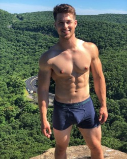 boyzoo:  Nick Sandell