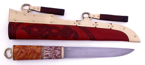 art-of-swords:Handmade Knives - Vakipuukko IVMaker: Jarkko NiskanenThe seax made in the Viking age s