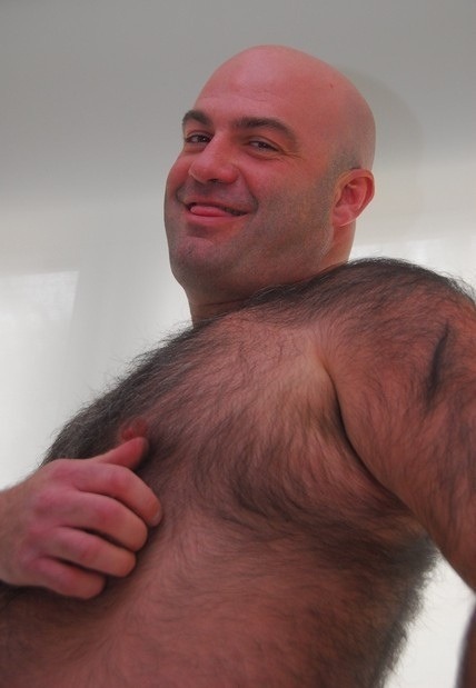 wild4hairy: So hot! Waouuu le mâle