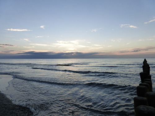 neveralonealwayswithyou: Baltic Sea, Mecklenburg-West Pomerania, GermanyOriginal Photography by http
