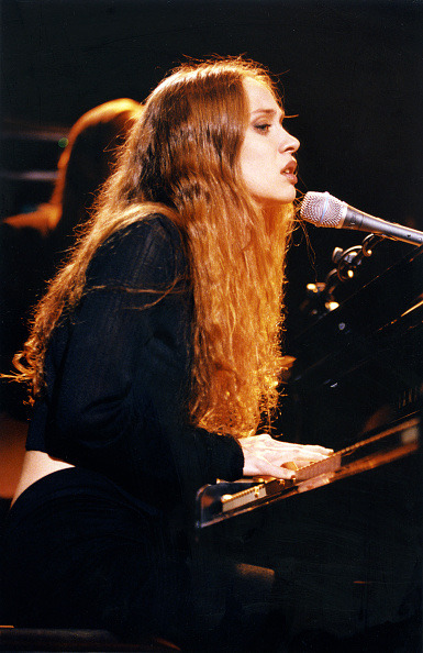 bloodwithoutflesh:Fiona Apple performing adult photos