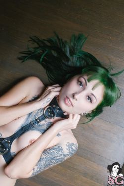 amazingsuicidegirls:  Discordia Suicide