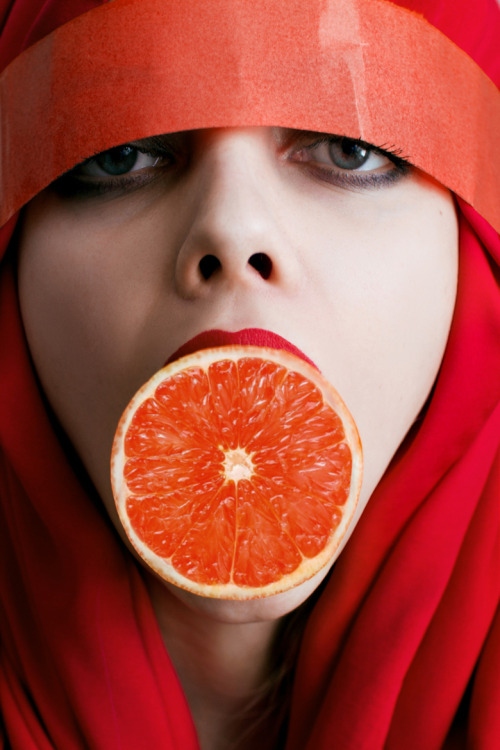imickeyd:  Vitamin C by Darya Chacheva