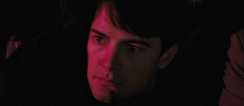 Highvolumetal:  Blue Velvet , David Lynch , 1986.