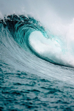 thelavishsociety:  Waves by Chris Stamp (Owner