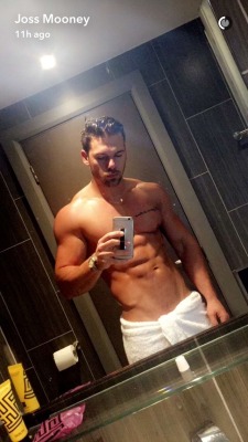 malecelebritys:  Joss Mooney