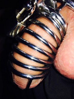 rick-spank:  Locked and ready.. 