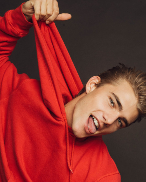 allarica:  Matthew Pollock, Wilhelmina Models (x)