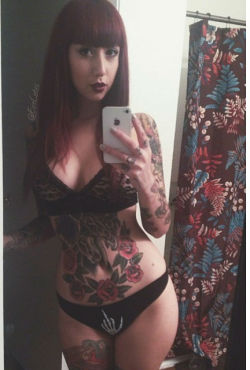 inked-girls-all-day:  Eve Cates 