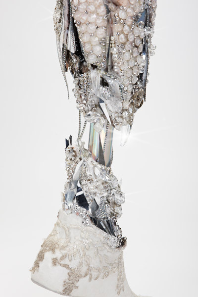 sartorialadventure:Crystal Leg by The Alternative Limb ProjectCreated by Sophie de Oliveira Barata f