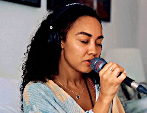 LEIGH ANNEDon't Say Love (R&B Version)
