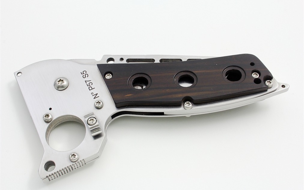 gunrunnerhell:  STI Knives - P001 Tactical Bodyguard