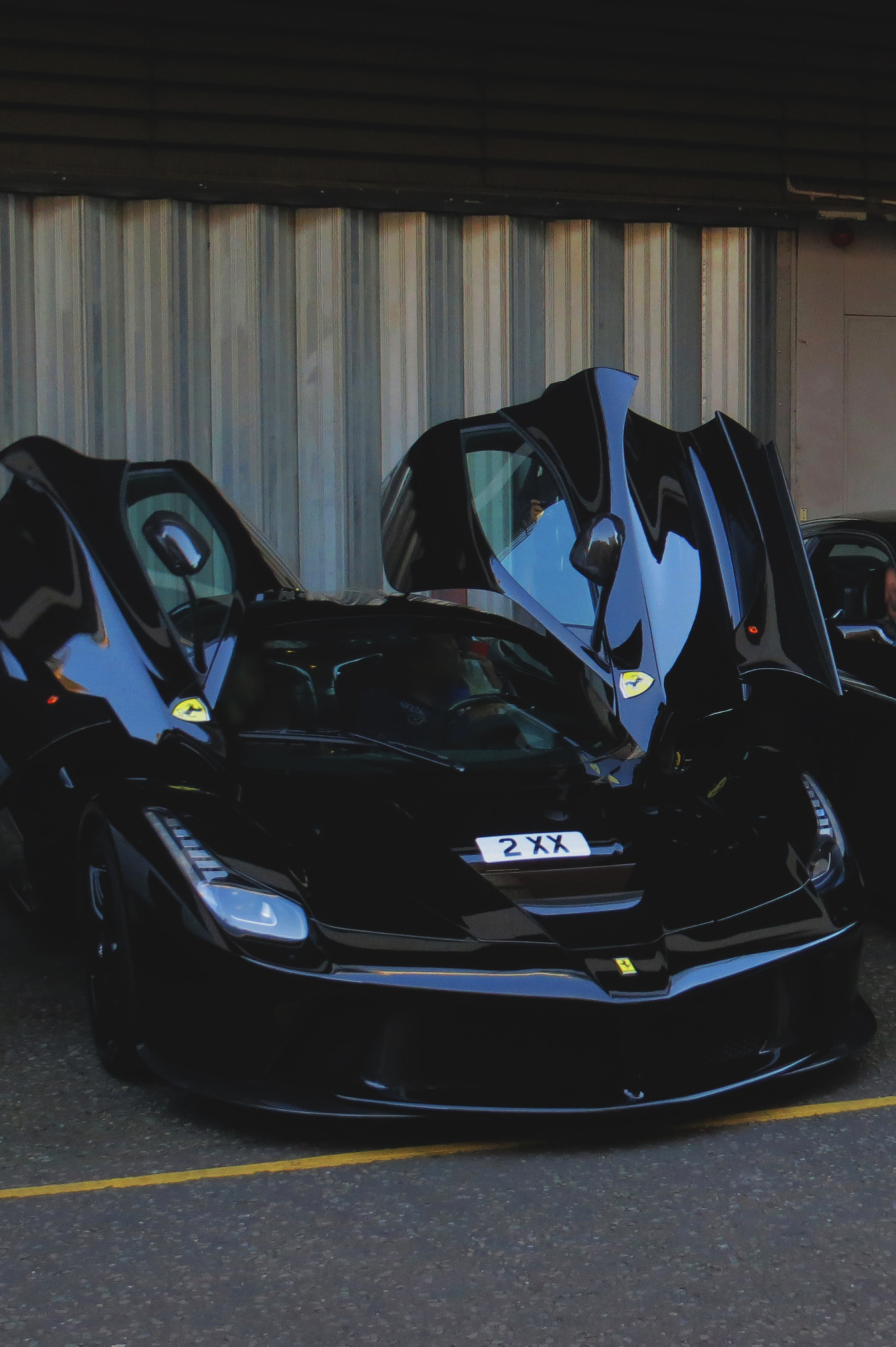 exclusive-pleasure:  LaFerrari | ® |  