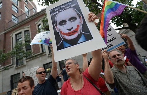 earendils: xmessesofmenx: Umm… Is everyone clear on what’s going on in Russia with LGBT