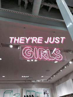 capitallyrics:The 1975 // Girls