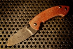 cuscadi:  Do you like the Spyderco Pingo Mod that we did?