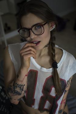 altmodelgirlcrush2:Natt Suicide