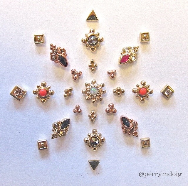 perrymdoig:  GOLD: IT DOES A BODY GOOD. All jewelry available for purchase at Rose