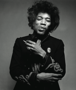 almapapi-for-art-and-stuff: Jimi Hendrix,