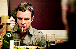 projecstiles:Oh come on, nobody eats this cleanly.  Look at Kira though, who that delicately takes a