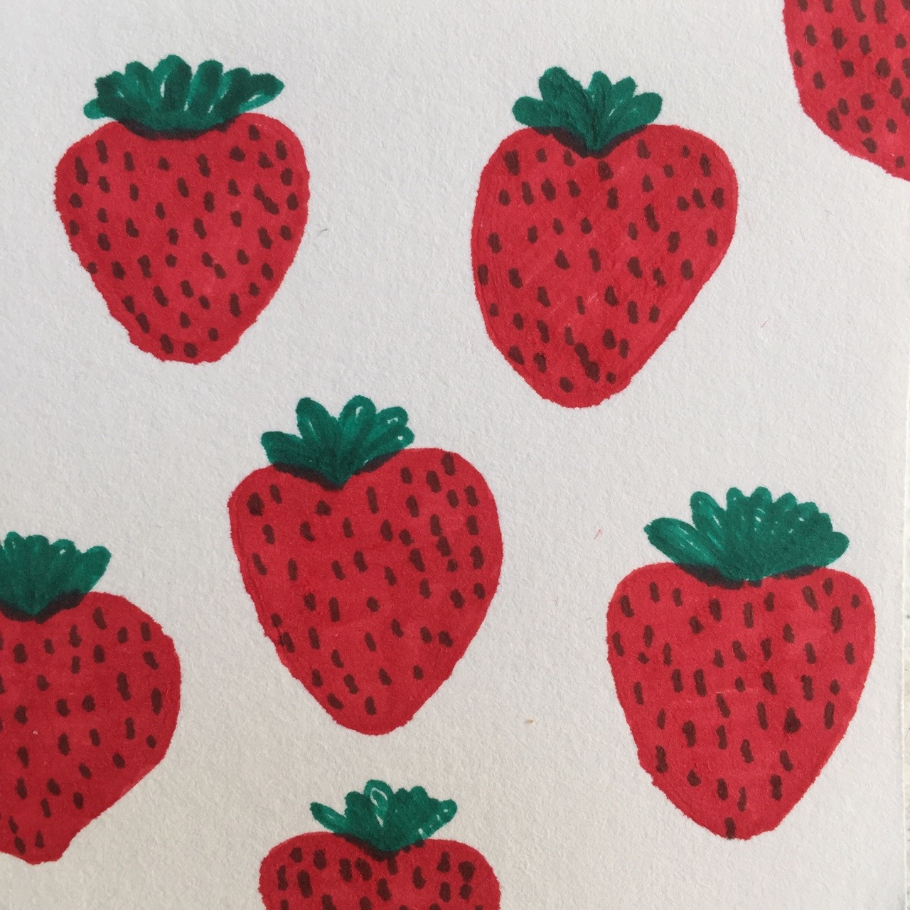 hvmblle:  Peaches 🍑 &amp; strawberries 🍓