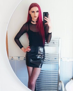 kittykat8311:Feeling myself a little bit more now 😘💖