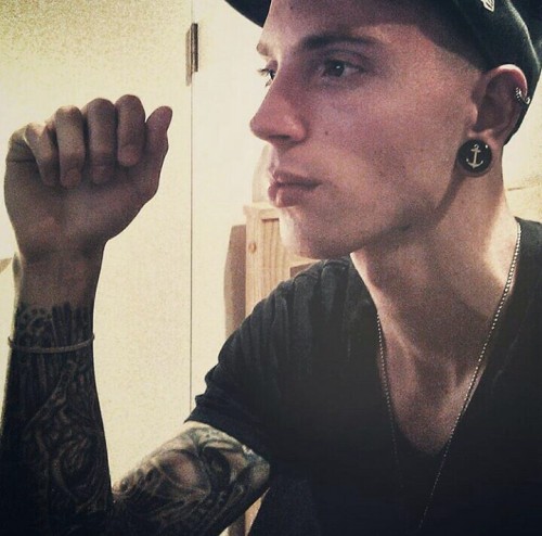 indiescene-stuff: Submission: When I had baby plugs:) Me;)