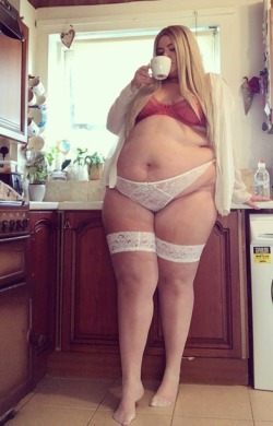 that-fatt-girl:  Tea anyone?