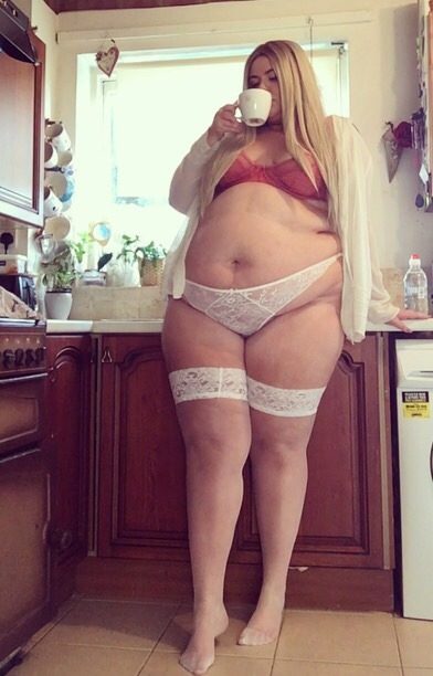 Porn that-fatt-girl:  Tea anyone? photos