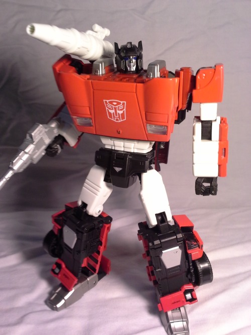 hobojoe007:  Transformers: Masterpiece Sideswipe I was never much interested in Masterpiece sideswipe after I learned that he was almost half the size of normal Masterpiece figures, for his size he is not worth the import price of ๠ and there were no