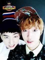 forewalls:  9 favorite selcas of jinyoung          