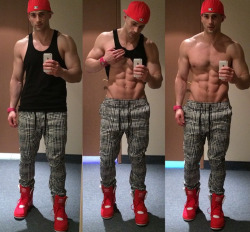 leprinceofsins:  Fitness model Todd Sanfield