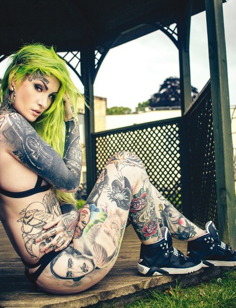 tattedbeautues:    Lusy Logan   