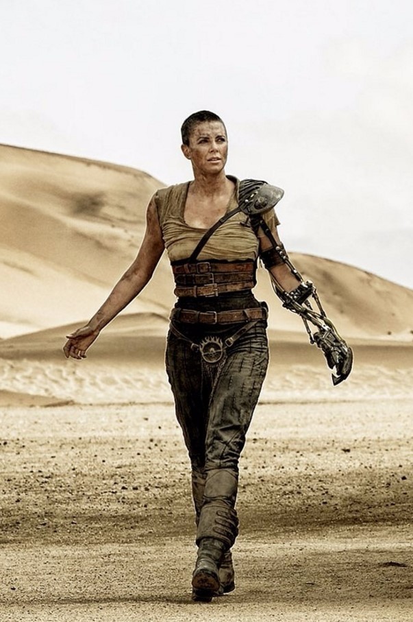 misfittoys:  butchbreton:  consider this lesbian power couple  unf 