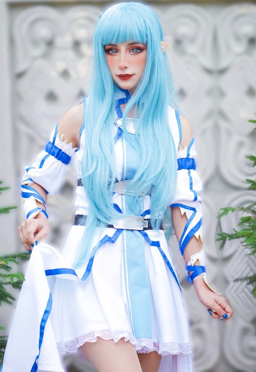 Anime: Sword Art OnlineCharacter: Asuna YukiCosplayer Anayami For more cosplay pictures and sewing p