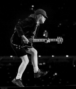 ilovemyso:  Mr. Angus Young 