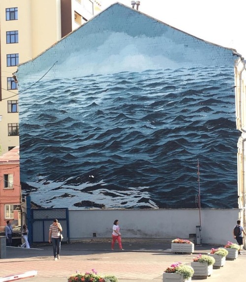crossconnectmag:A Turbulent Black Sea Fills a Three-Story Wall in Kiev, UkraineLondon-born and Cape 