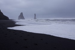 imlookingforamiracle:  Black Sand Beach in