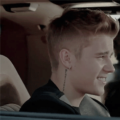 justinbiebergifs:Justin Bieber making a cameo in David Hasselhoff’s film, Killing Hasselhoff. 